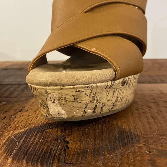 Brown wedges - Picture 5 of 7